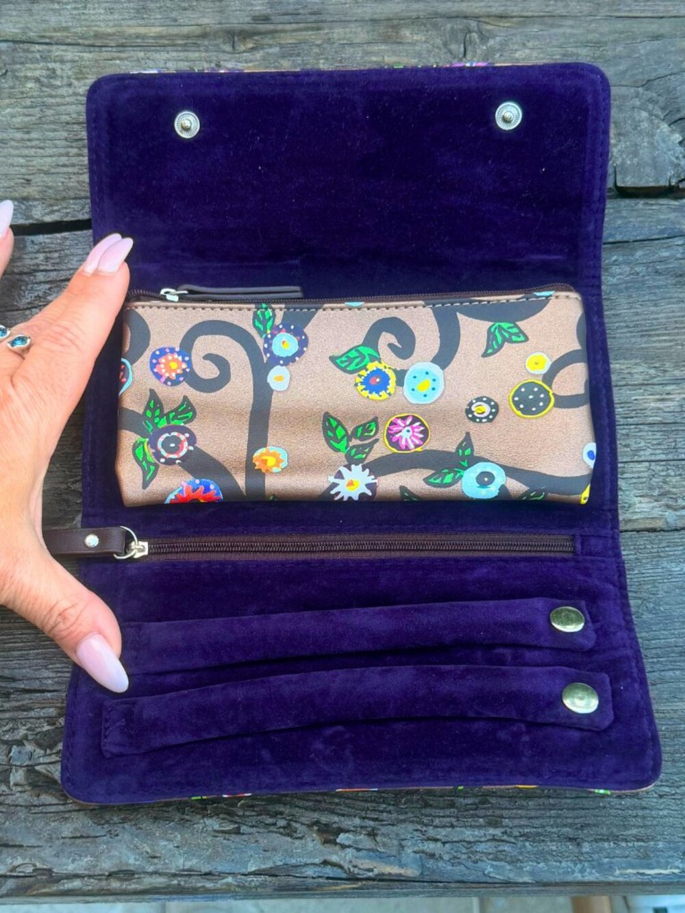 St Jude Rose Bronze Metallic Gold Trifold Travel Jewelry Case Pouch Wallet NWOT - Picture 3 of 5